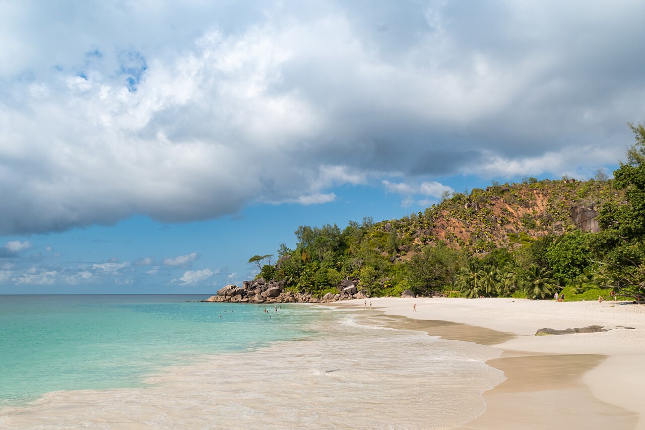 Anse Georgette on Praslin: frame 3