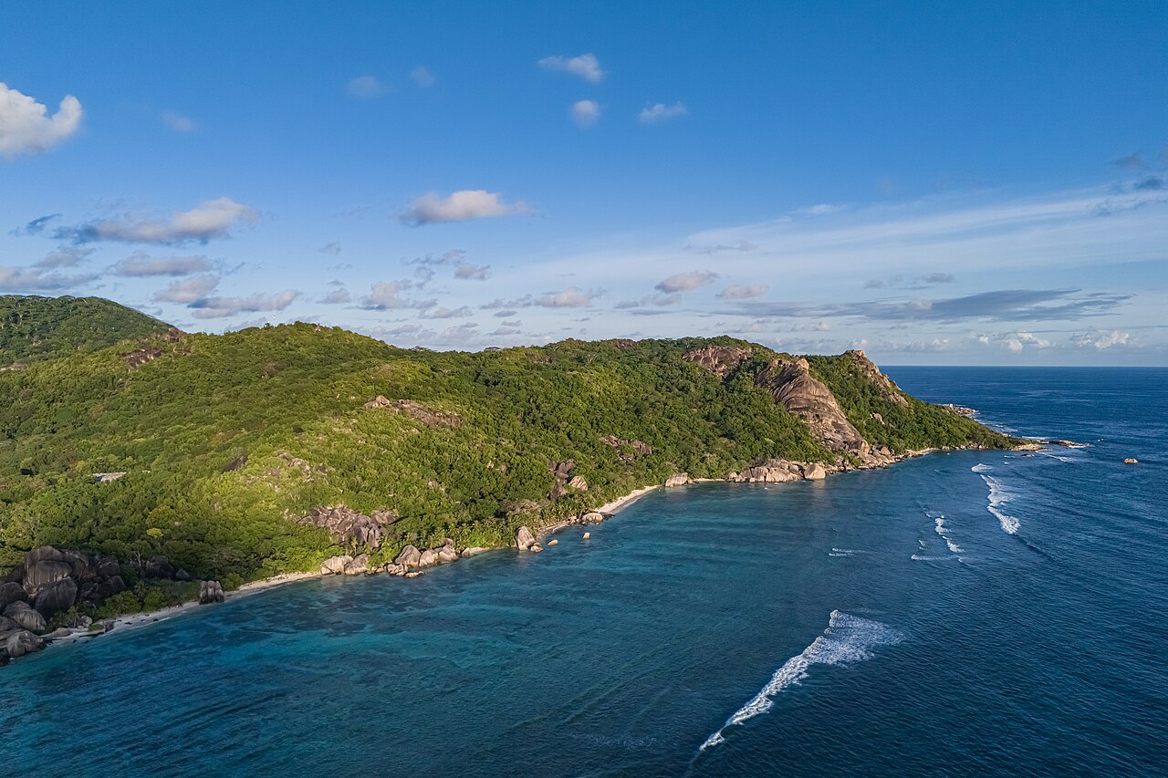 Anse Source d'Argent on La Digue: frame 4