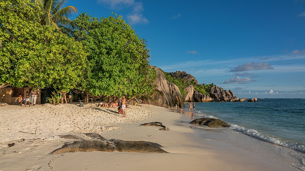 Anse Source d'Argent on La Digue: frame 5