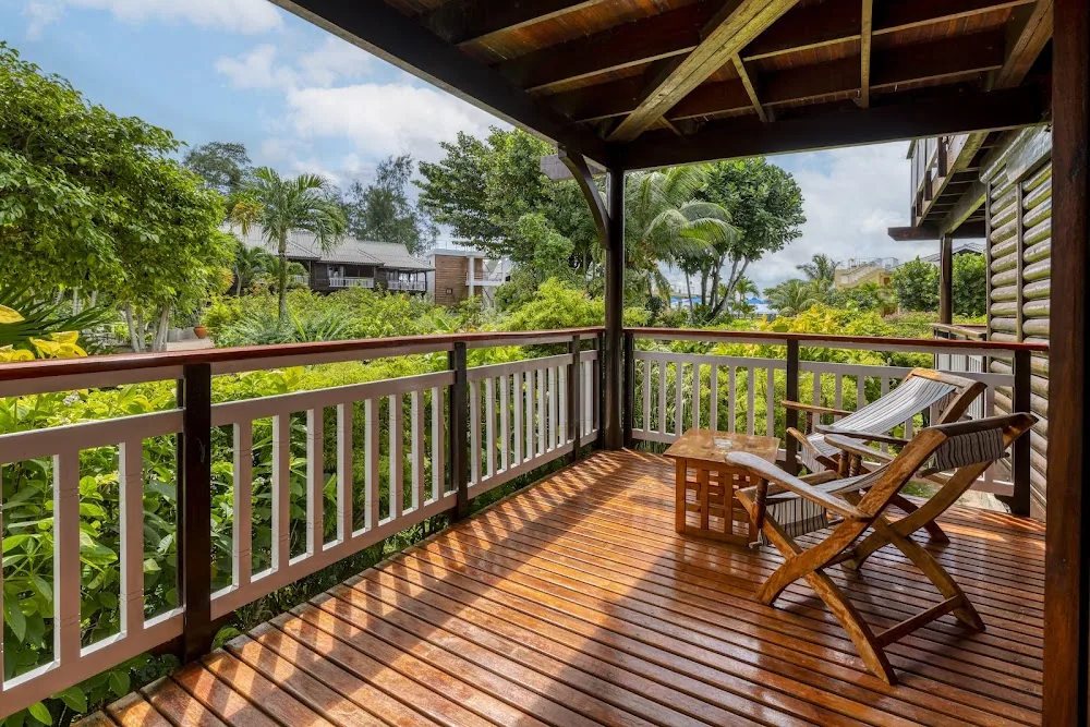 Acajou Beach Resort, Praslin. A view of the grounds.