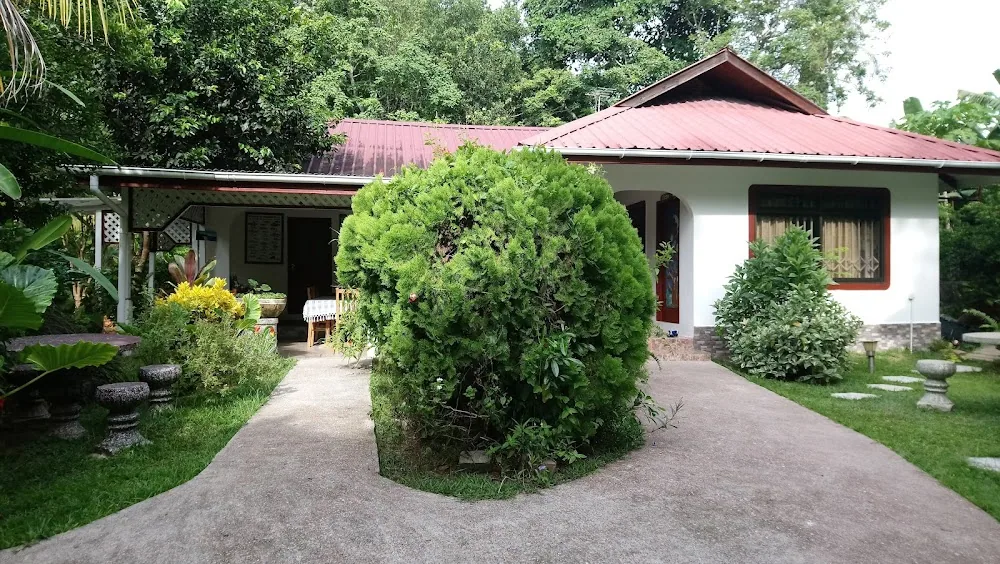 Buisson Guest House, La Digue. A view of the setting.