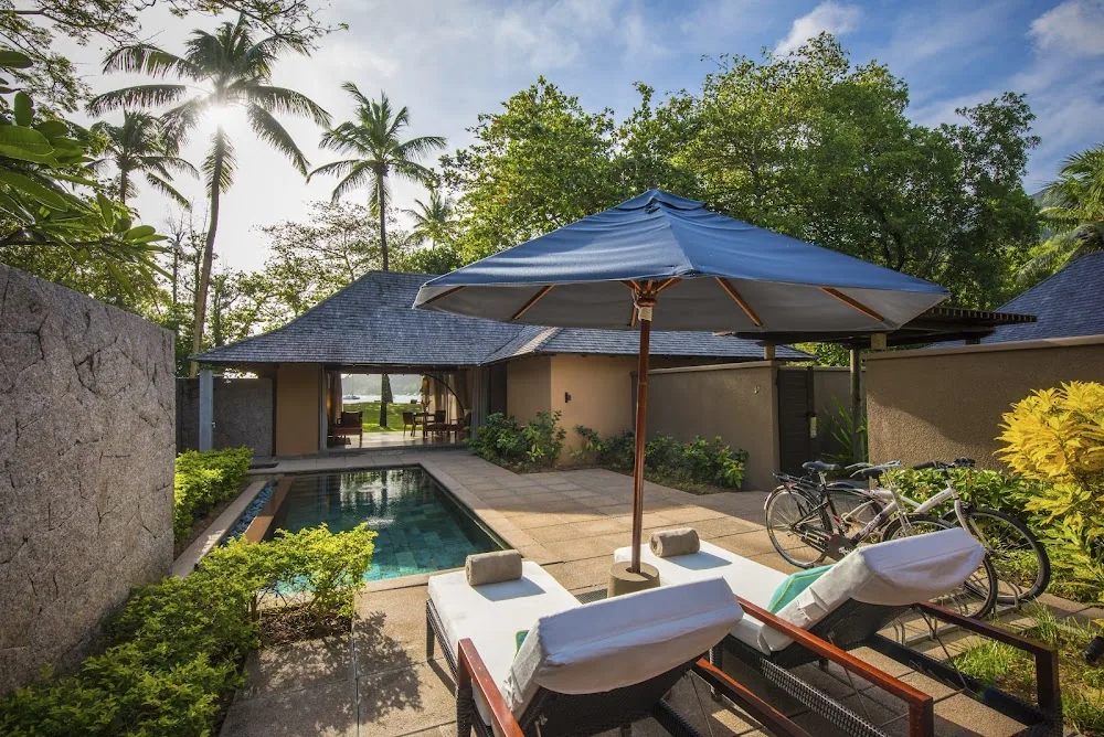 Constance Ephelia Resort, Mahé. A view of the rooms.