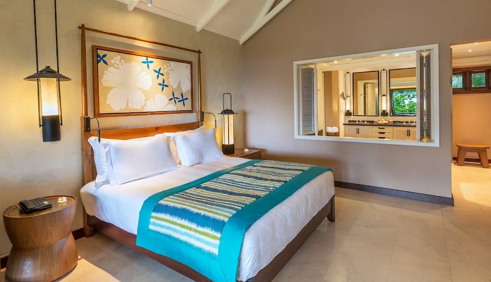 Constance Lemuria Resort, Praslin. A view of the setting.