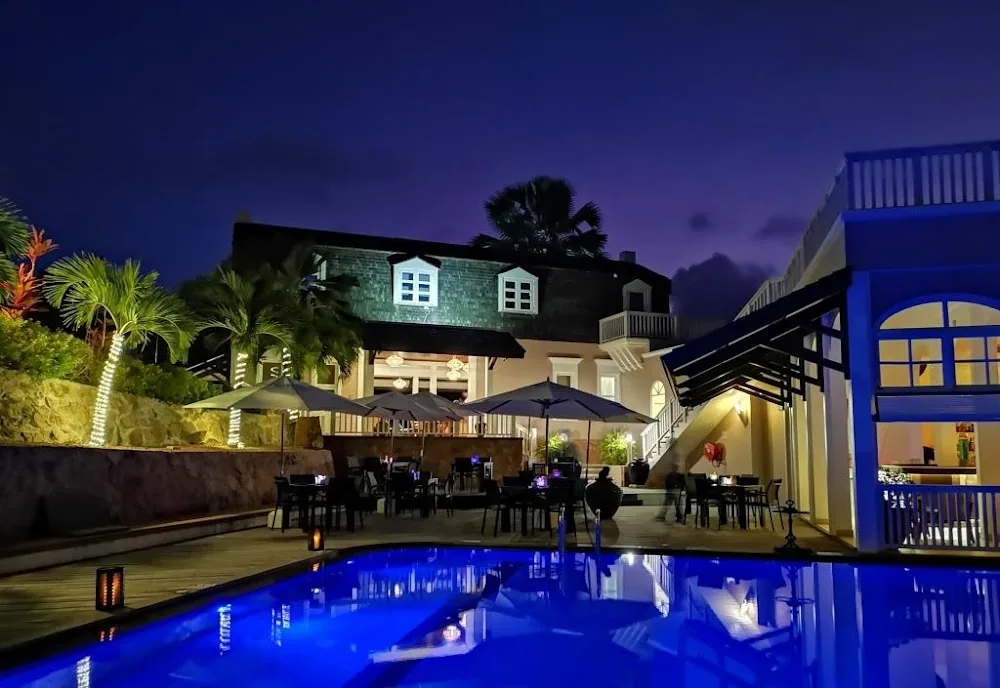 Hotel L'Archipel, Praslin. A view of the rooms.