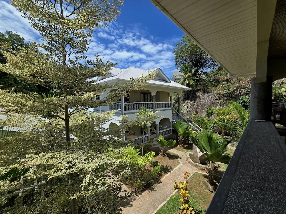 Maison Ed-Elle, La Digue. A view of the rooms.