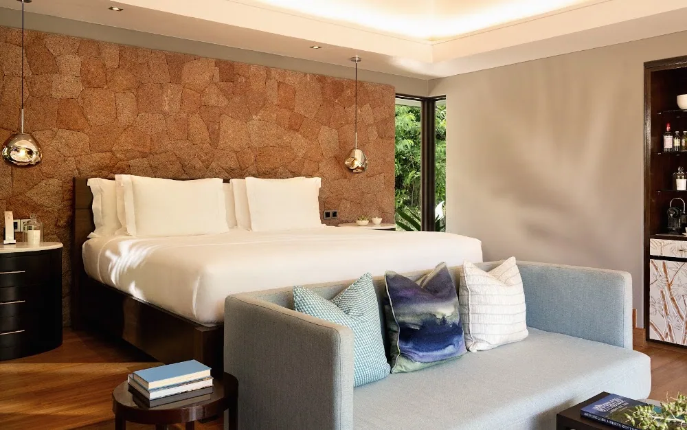 Raffles Seychelles, Praslin. A view of the grounds.
