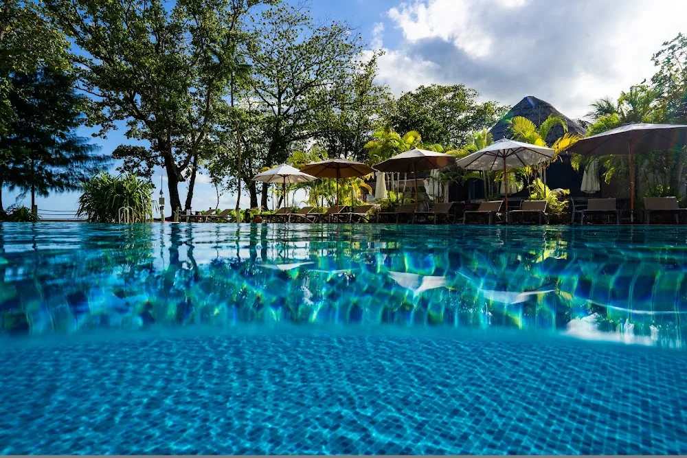 STORY Seychelles, Mahé. A view of the grounds.