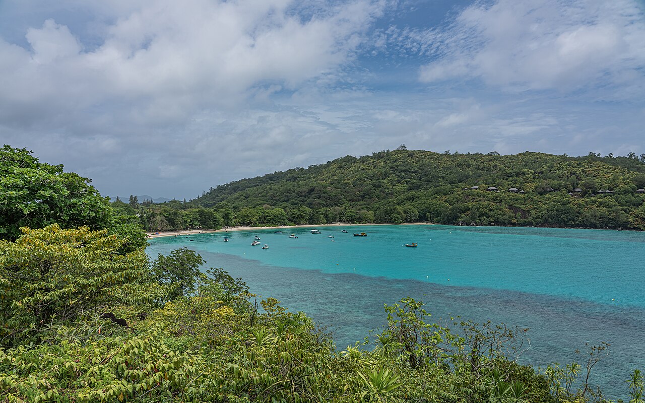 Mahé, Seychelles: frame 2 of the island