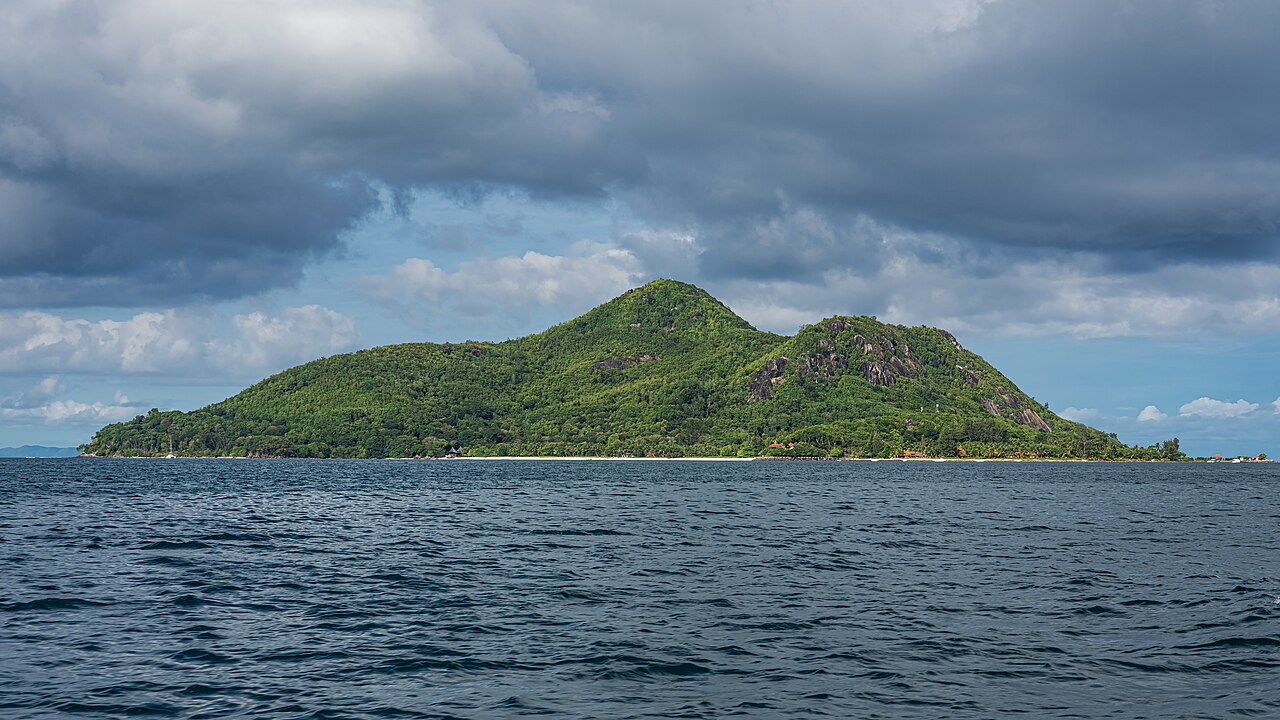 Sainte Anne, Seychelles: frame 6 of the island