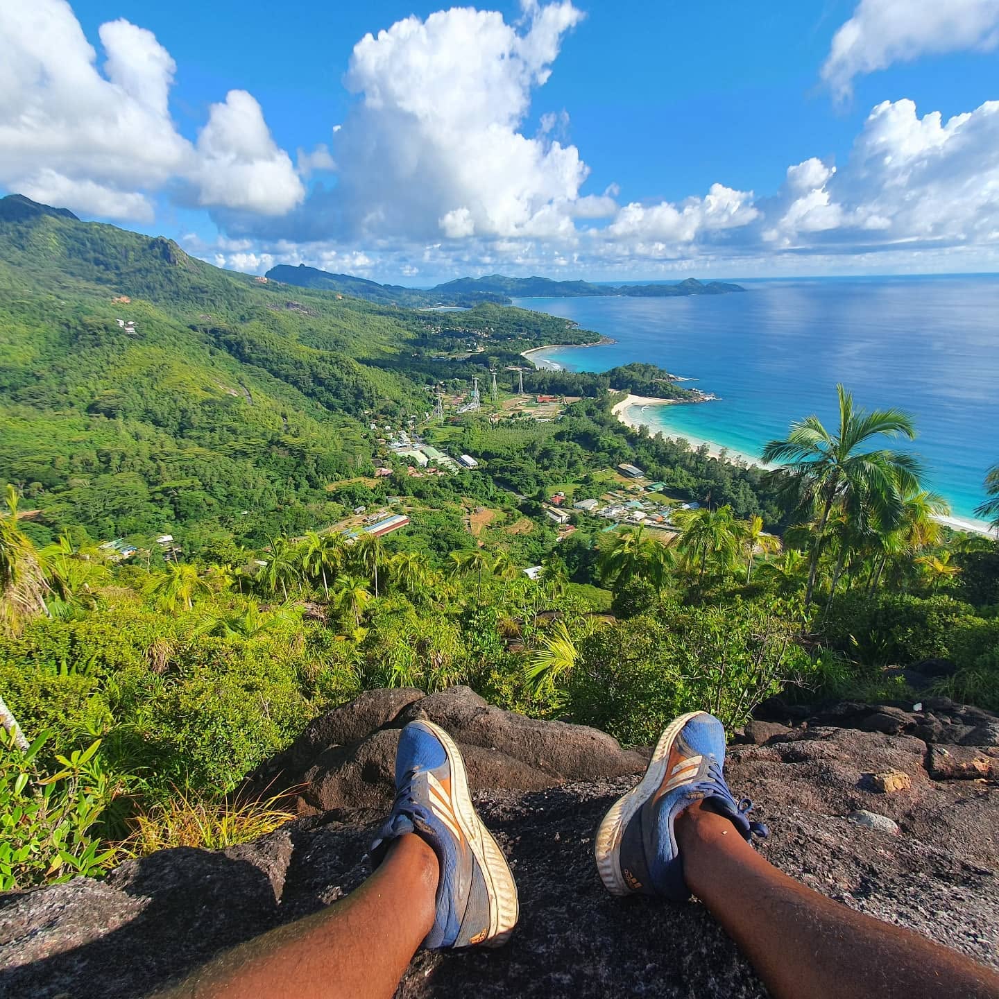 Viewpoint over the south coast of Mahé