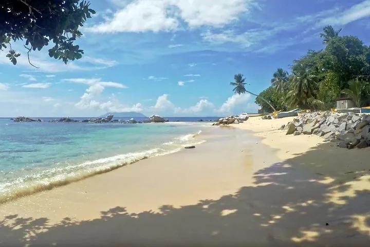 Private beaches and snorkelling, half a day in Seychelles, Mahé, photograph 2 of 6