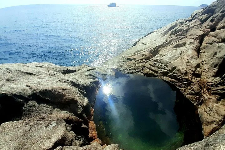 The rock pools, a private guided walk in Seychelles, Mahé, photograph 4 of 6