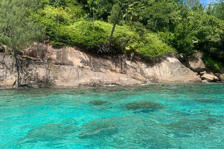 Anse Major, Baie Ternay and a little fishing in Seychelles, Mahé, photograph 6 of 6