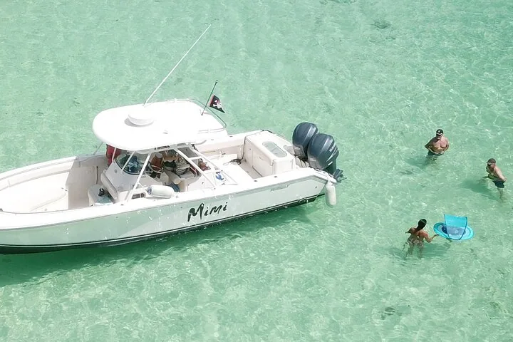 Private boat day in Sainte Anne Marine Park in Seychelles, Sainte Anne, photograph 6 of 6