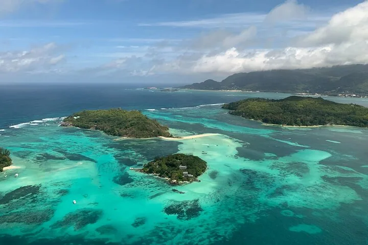 Anse Major, Baie Ternay and a little fishing in Seychelles, Mahé, photograph 1 of 6